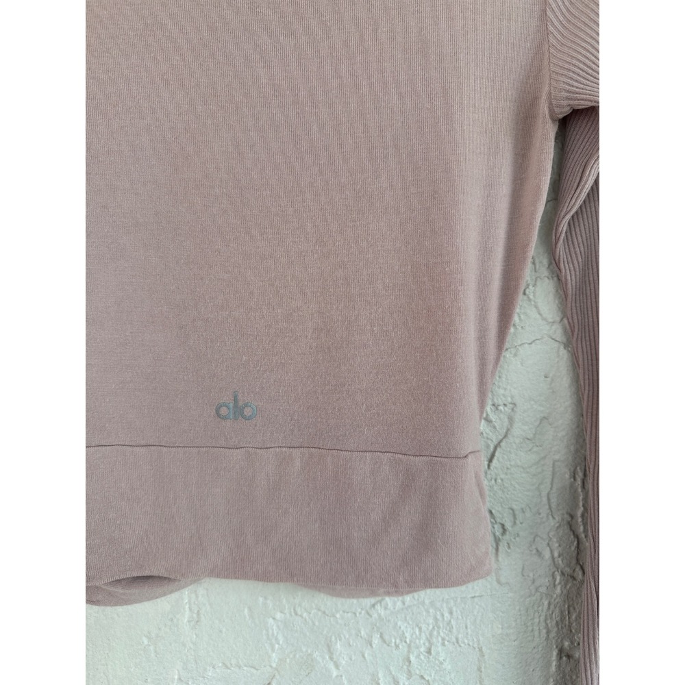 Alo Yoga Cover Twist Front Long Sleeve Crop Ribbed Top Dusty Rose Women Medium - Picture 5 of 7